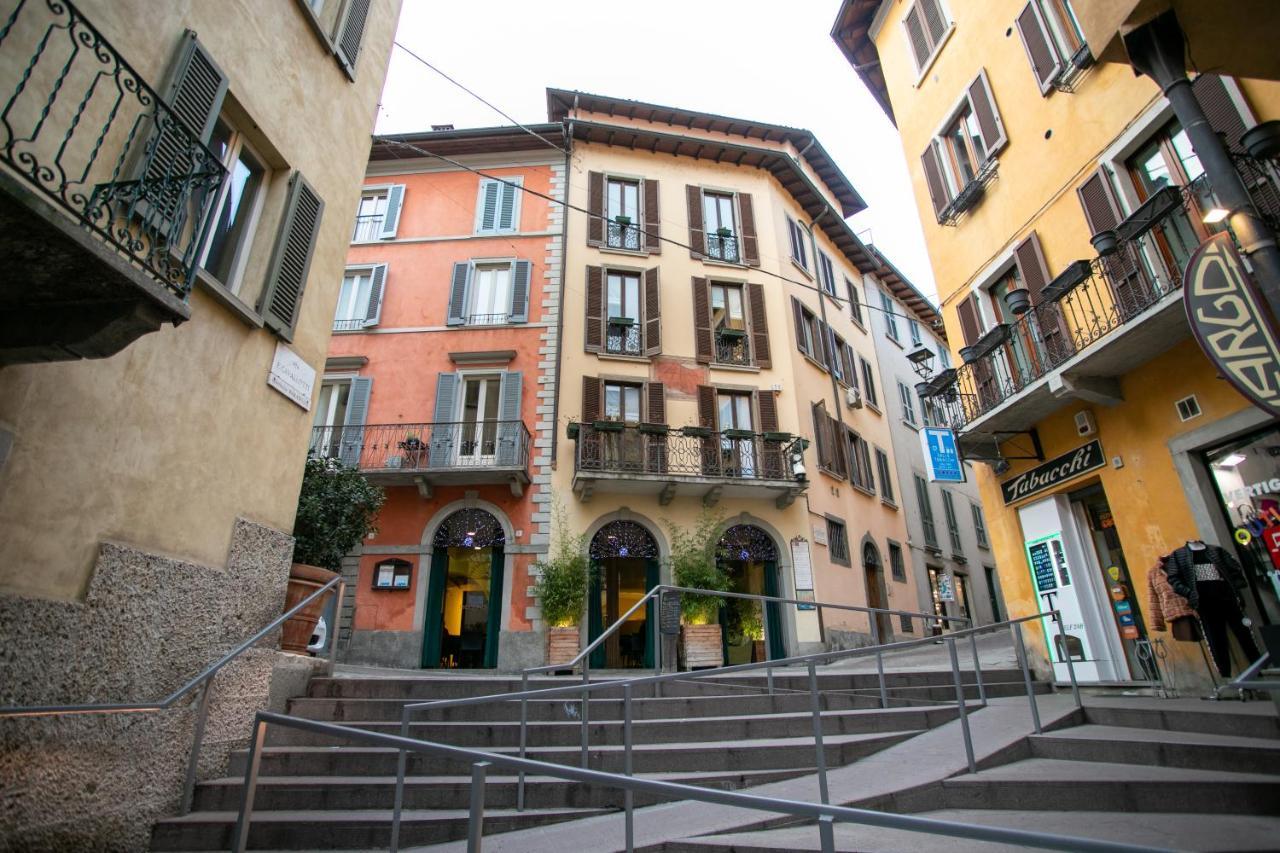 Ferienwohnung La Chicca Di Paola Lovere Exterior foto